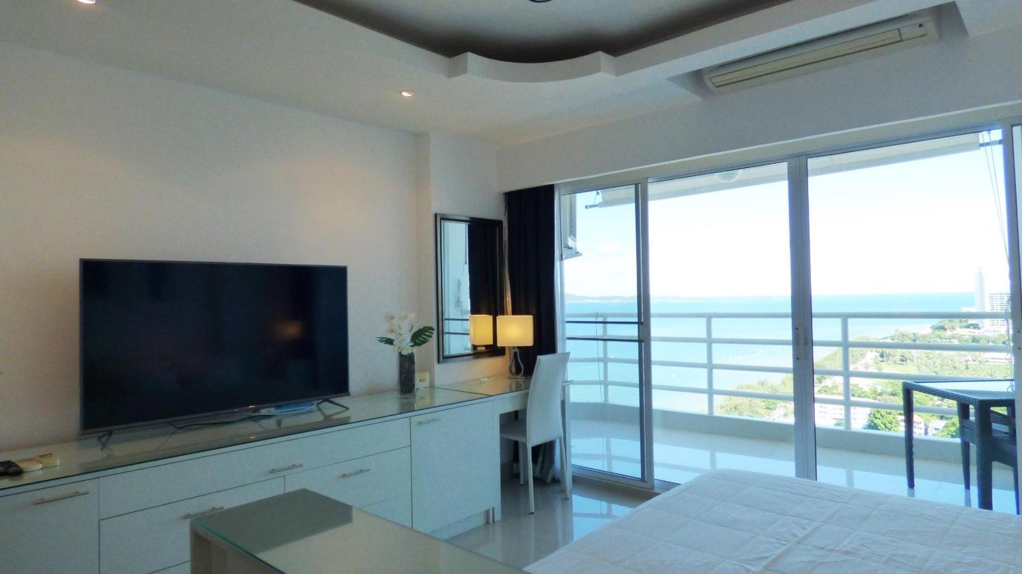 Beautiful Sea View Beach Front Condo Pattaya Exterior foto