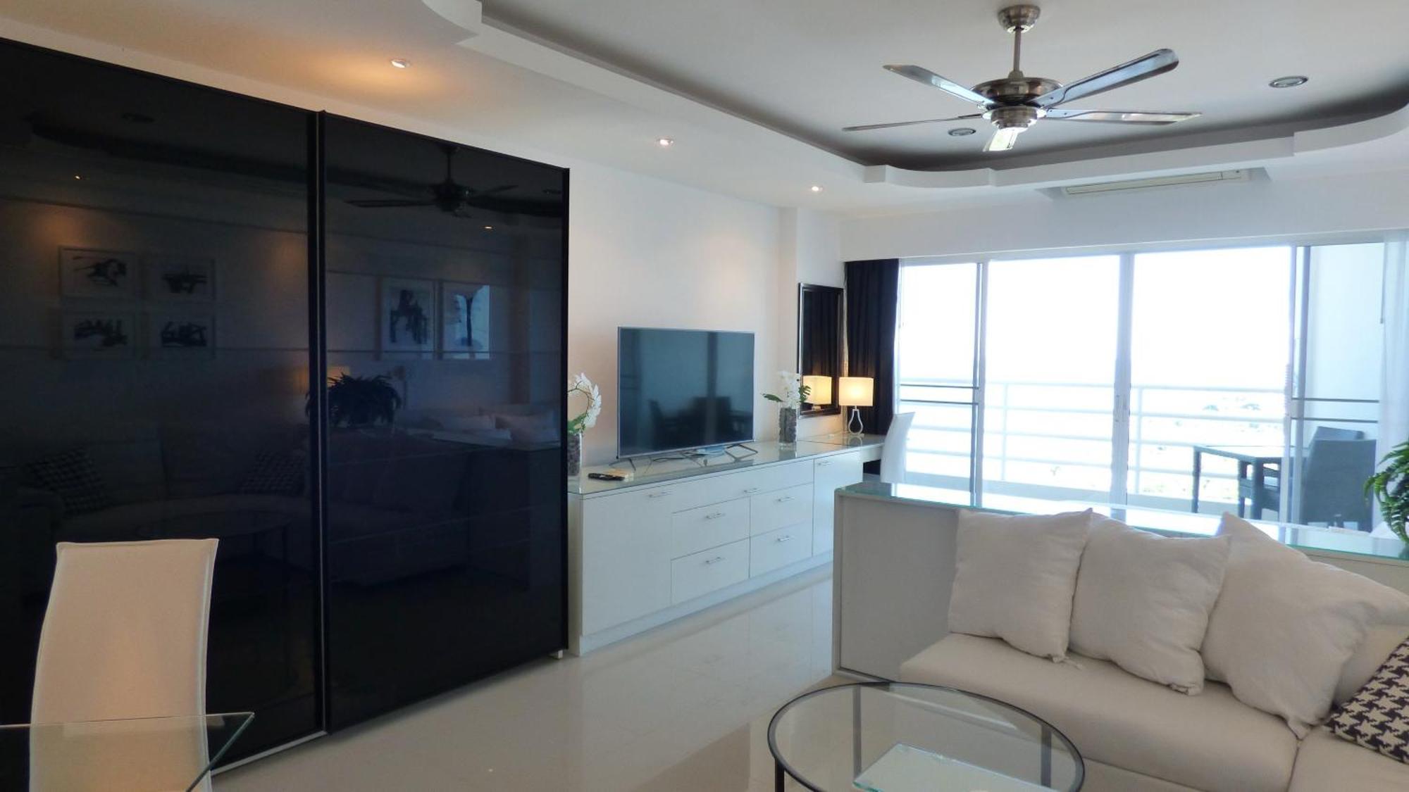 Beautiful Sea View Beach Front Condo Pattaya Exterior foto